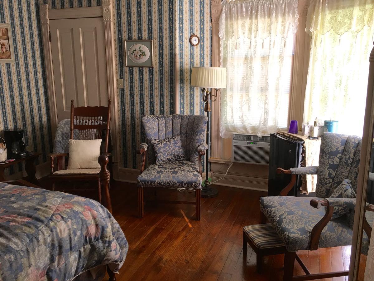 Sunnyside Inn Bed & Breakfast Eureka Springs Exterior photo